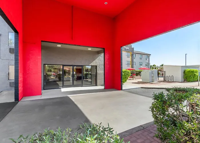 Hotel Super 8 By Wyndham Gilbert