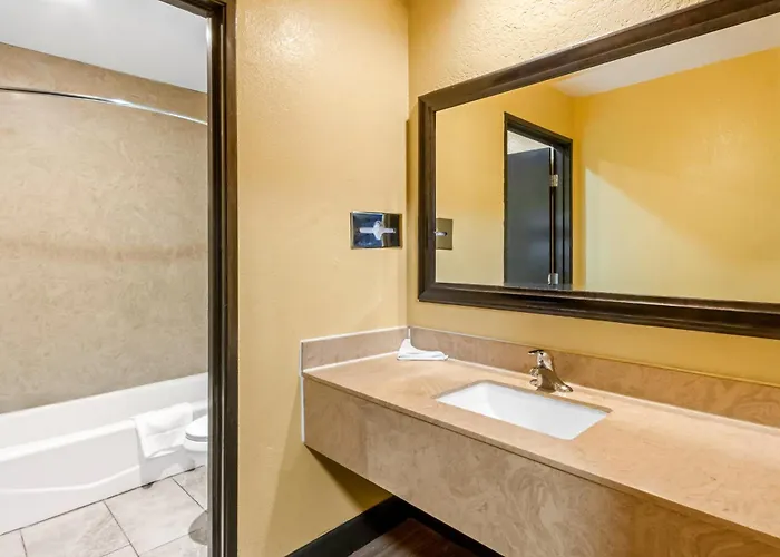 Super 8 By Wyndham Gilbert Hotel Mesa