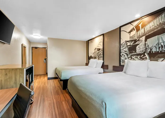 Hotel Super 8 By Wyndham Gilbert Mesa