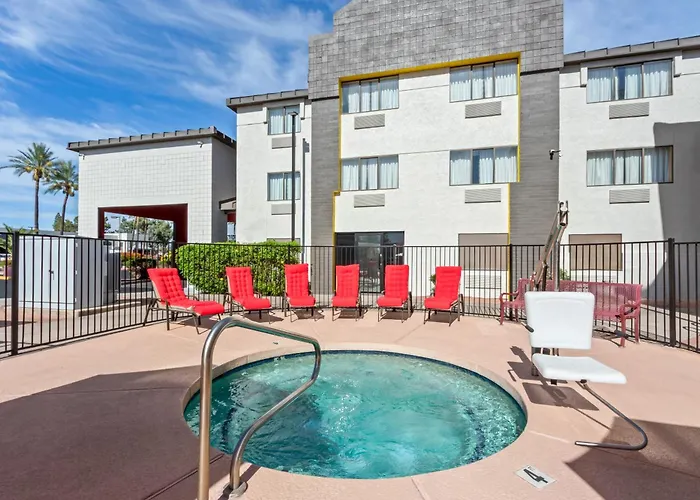 Hotel Super 8 By Wyndham Gilbert Mesa