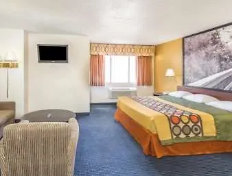 Super 8 By Wyndham Gilbert 2*